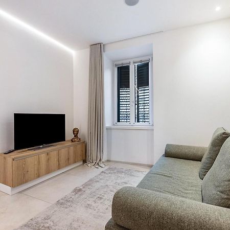 App 206 Palazzo Cavour Apartment Bolzano Exterior photo